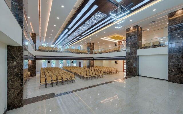Hotel Lance International