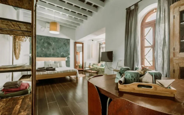 Eole Luxury Rooms and Apartments