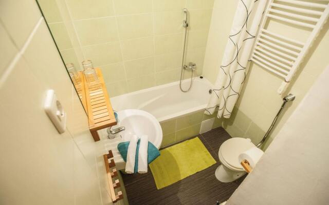 Piano POP Apartments