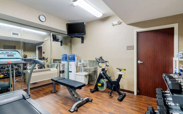 Comfort Inn & Suites Hillsville I-77