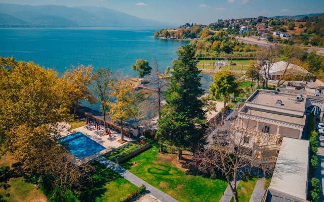 Del Lago Luxury Hotel By Saraoglu