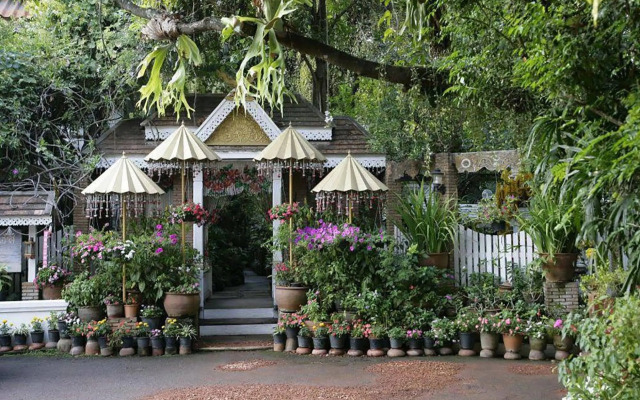 Suan Doi House Hotel and Resort