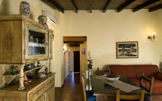 Luxurious Holiday Home in Collesano With Pool