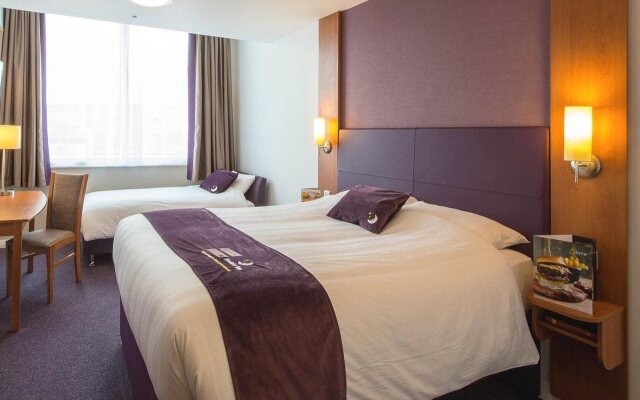 Premier Inn Nottingham West