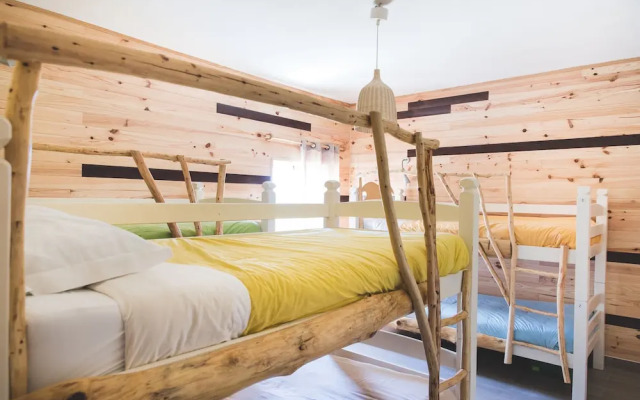 Good Feeling Hostel & Guesthouse