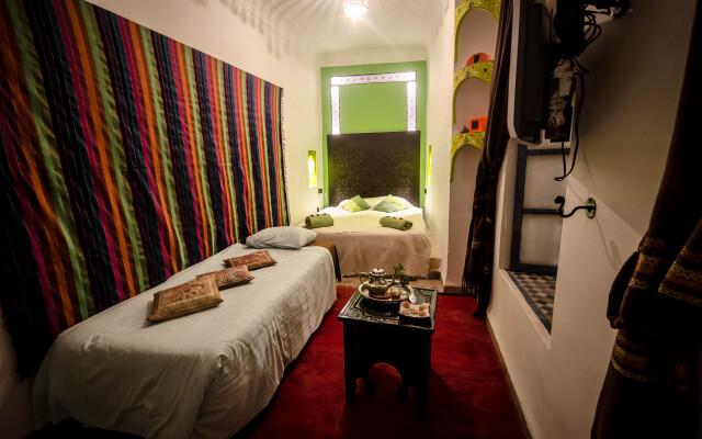 Riad Azalia