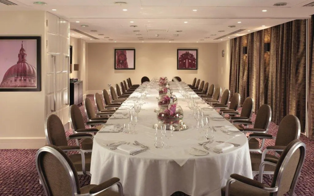 Crowne Plaza London Ealing by IHG