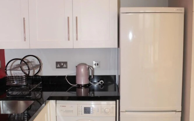 Kensington Queens Gate Apartment