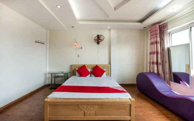 Hong Long Hotel
