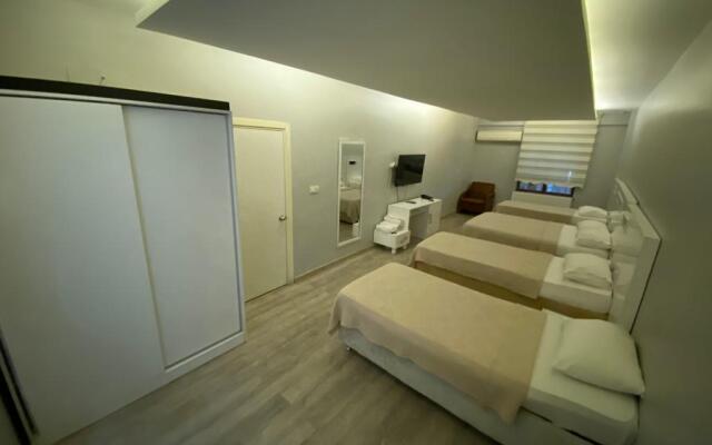 Grand 53 Hotel