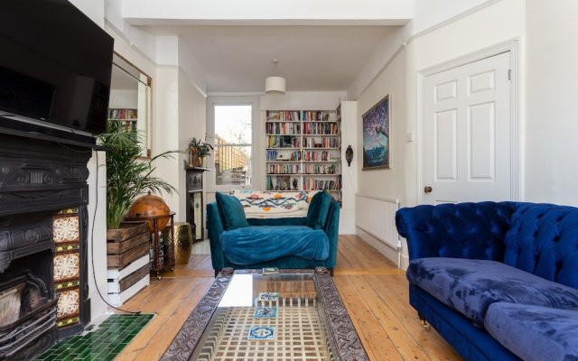 3 Bedroom House With Garden Near Notting Hill