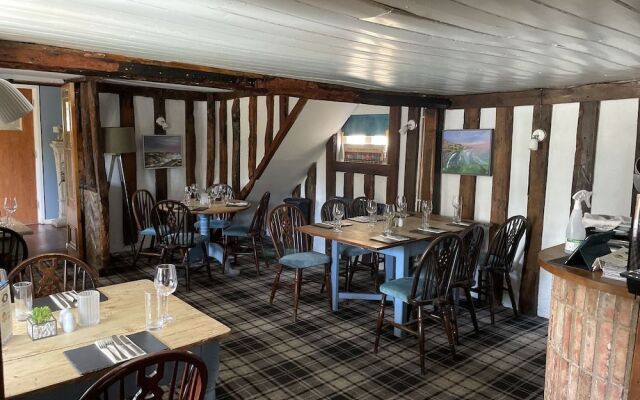 The Hole In The Wall