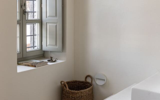 Frescoes Luxury Suites