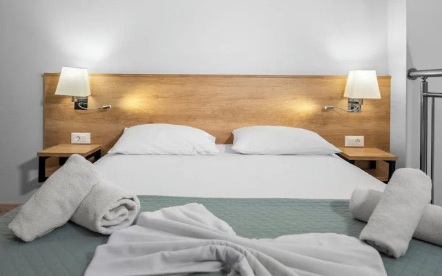 Marvel Deluxe Rooms