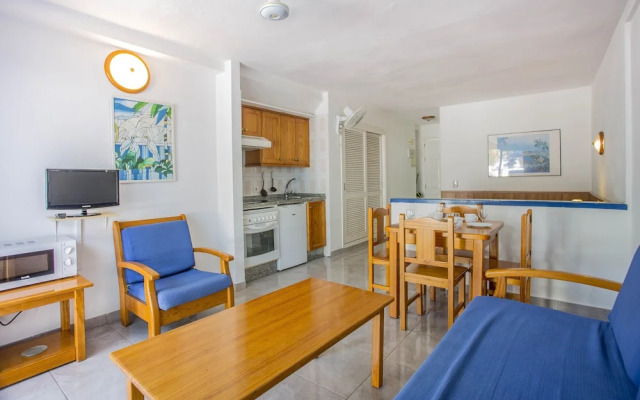 Apartamentos Puerto Colon Club
