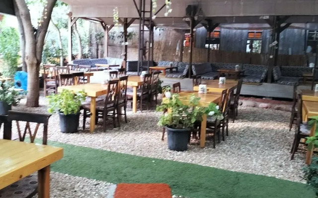 Zakkum Pansiyon