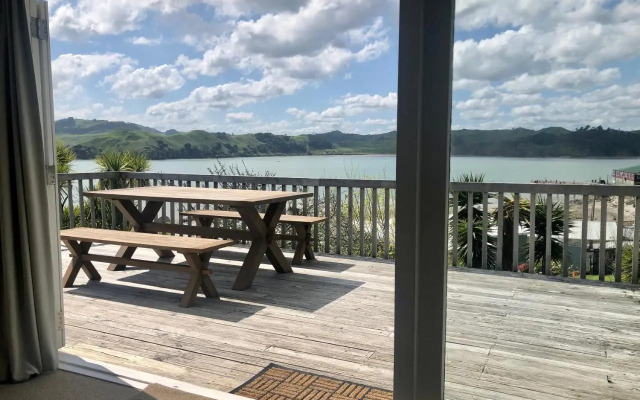 Tawatahi Cottage