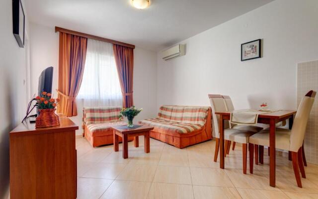 Petrovac Holiday Apartments