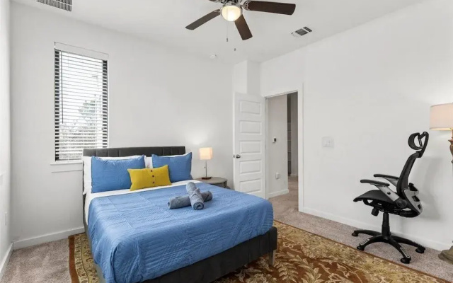Stunning 3BR Desirable Austin Location