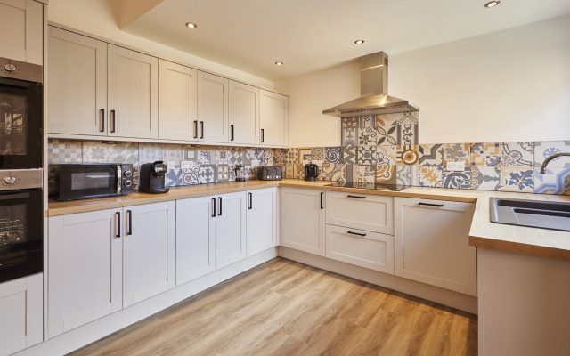 Host Stay Darcey House