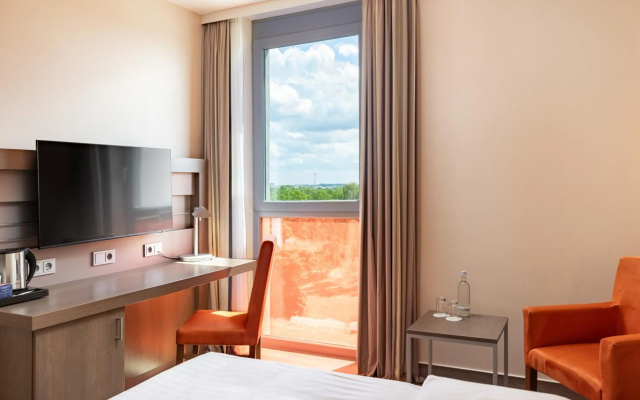 IntercityHotel Berlin Airport Area North - Image 6