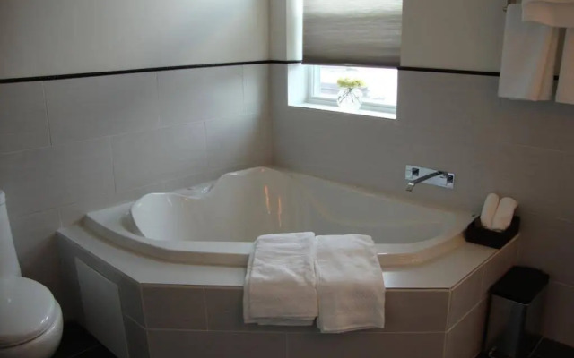 BlancNoir Bed & Breakfast