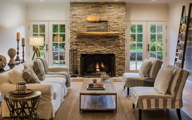 Seal Cove Inn