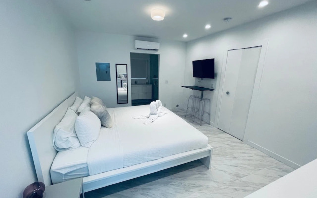 The Marlin Beachside