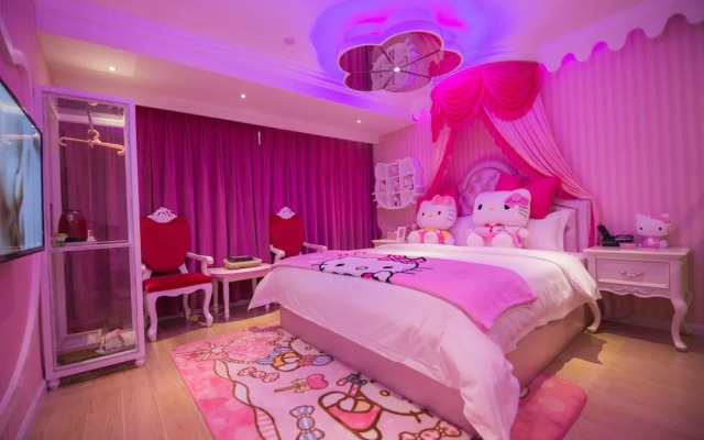 Love Of Swan Theme Hotel