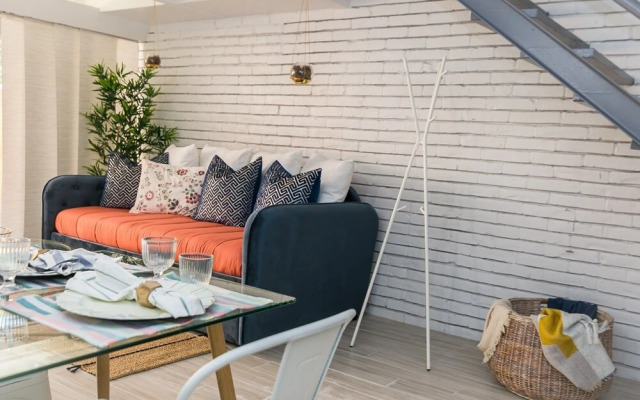 Medcenter Townhomes by Dunyha