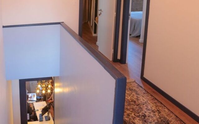 Caminha Hostel & Suites