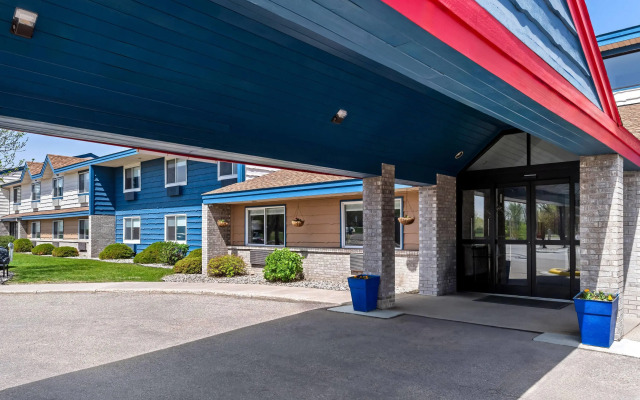 AmericInn by Wyndham Crookston U of M Crookston