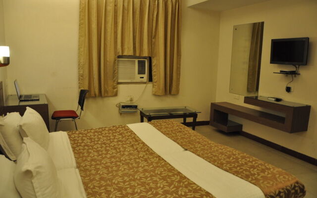Hotel Crystal Retreat