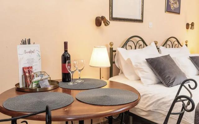 Amoret  (Private accommodation)