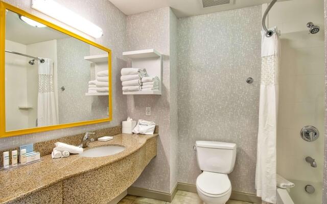 Hampton Inn And Suites Hemet