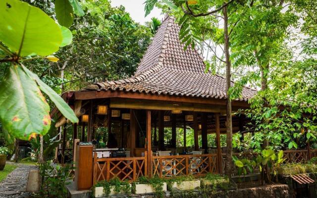 Khayangan Resort Villa