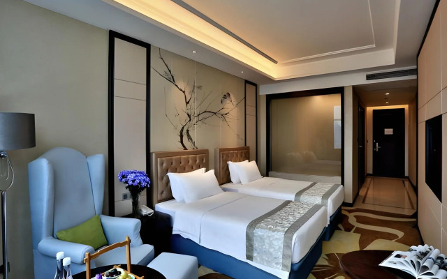Yiwu Zhonglian Kaixin Hotel
