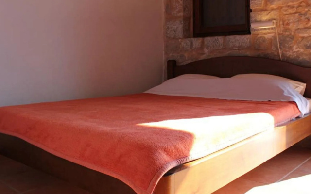 Lalloudes Mani Hotel