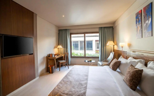 YU Hotel