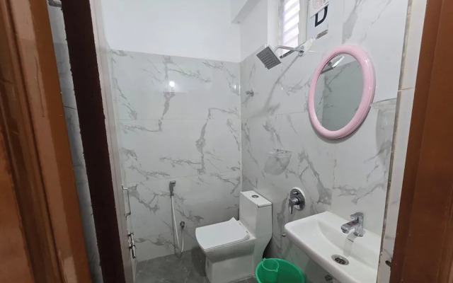 Om Sri Vigneshwara Palani Grand Hotel