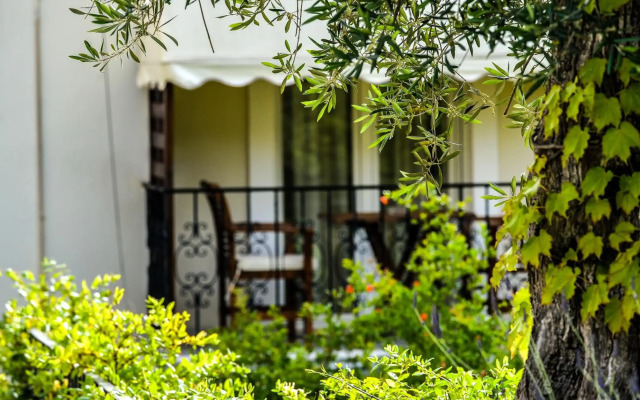 Paxos Club Resort & SPA
