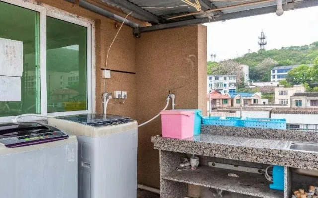 Zhoushan Donghai Hostel