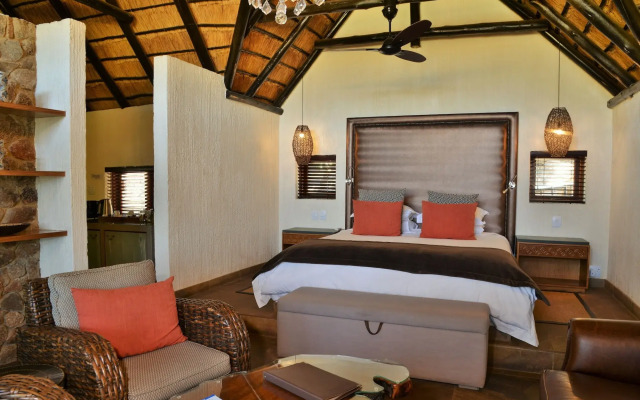 Tshukudu Bush Lodge