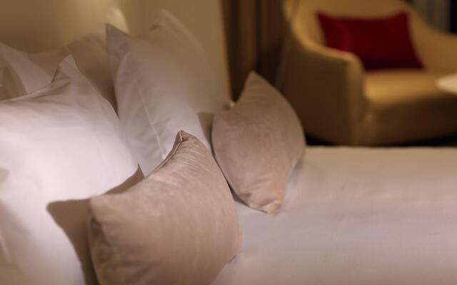 Sunborn Gibraltar Yacht Hotel Resort
