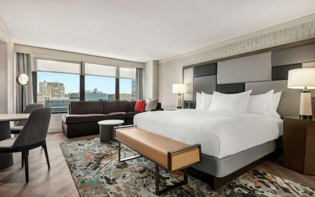 DoubleTree by Hilton Chicago - Magnificent Mile