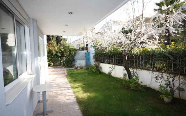 Park View Apartment with Garden 120m