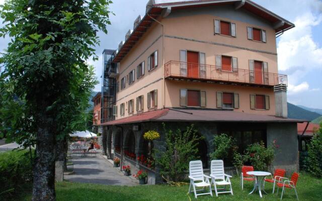 Albergo Bucaneve