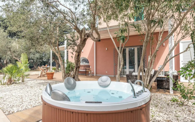 Villa Giovanna with pool