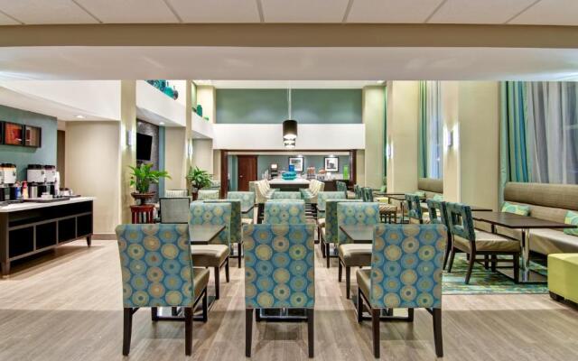 Hampton Inn by Hilton Sudbury