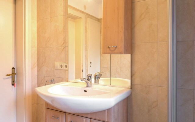 Spacious Apartment in Radstadt near Ski Slopes